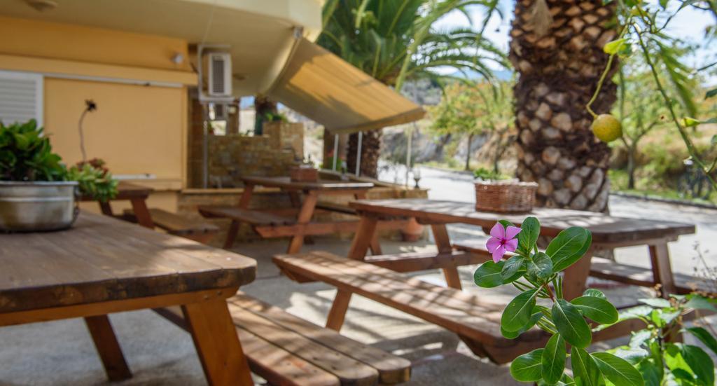 Erifili At Sarti Beach Apartments & Studios Экстерьер фото